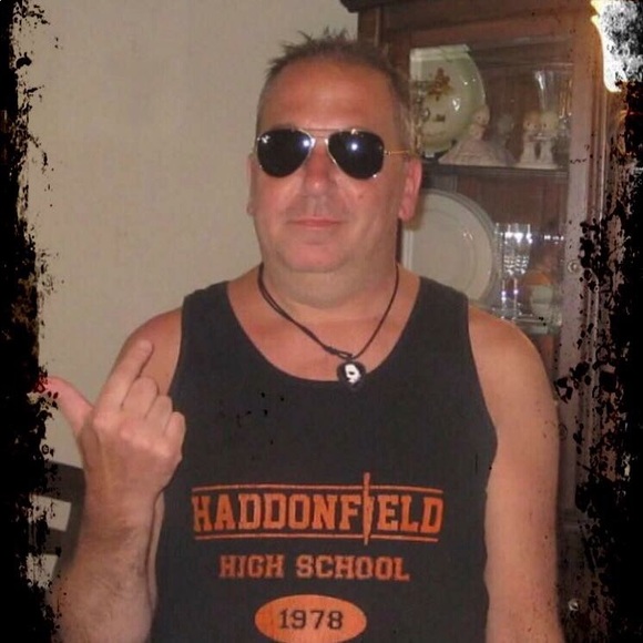 Meet your Posher, Tony - Picture 3 of 8